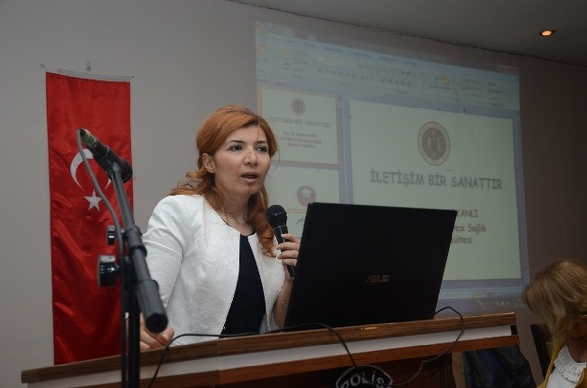 Polisin İletişim Becerilerinin Geliştirilmesi Konferansı