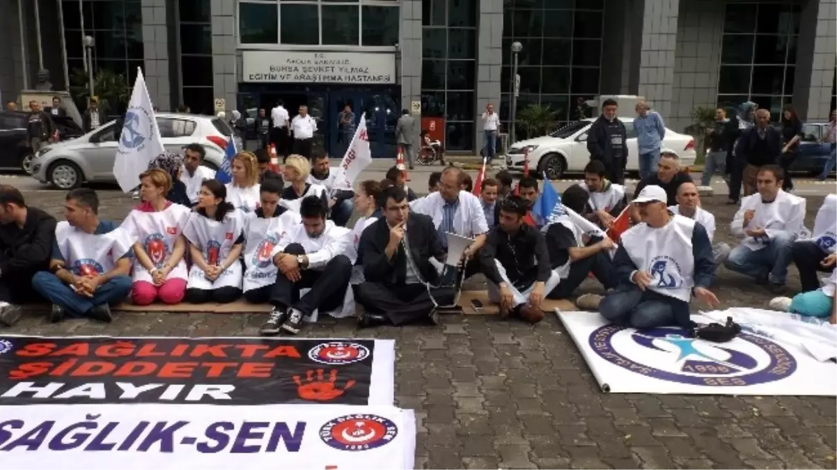 Röntgen Teknisyenleri İş Bıraktı