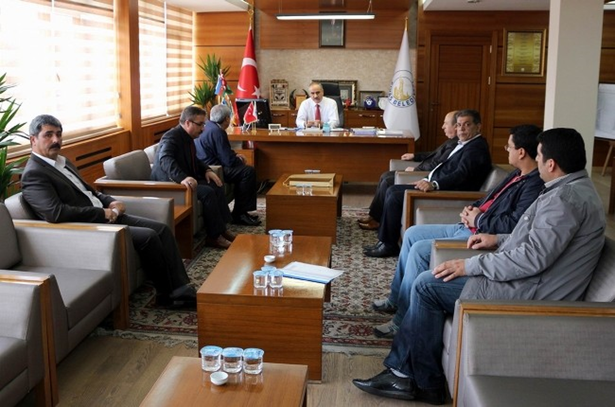 Sivas İnşaat Müteahhitleri Derneği\'nden, Başkan Aydın\'a Ziyaret