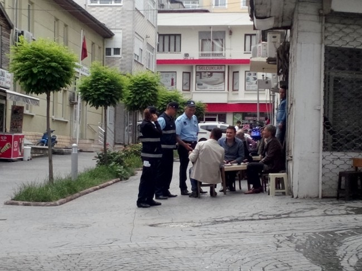 Akçakoca\'da Zabıta Ekiplerinden Esnaflara Uyarı