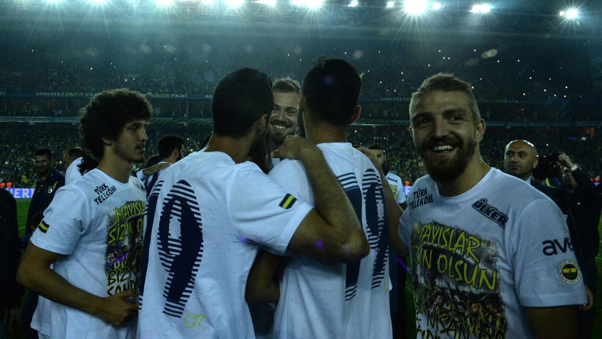 Aziz Yıldırım, Caner Erkin ile Masaya Oturacak