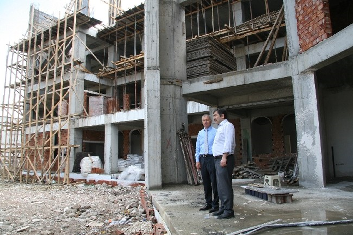 Başkan Dişli, İmam Hatip Okulu İnşaatını Gezdi