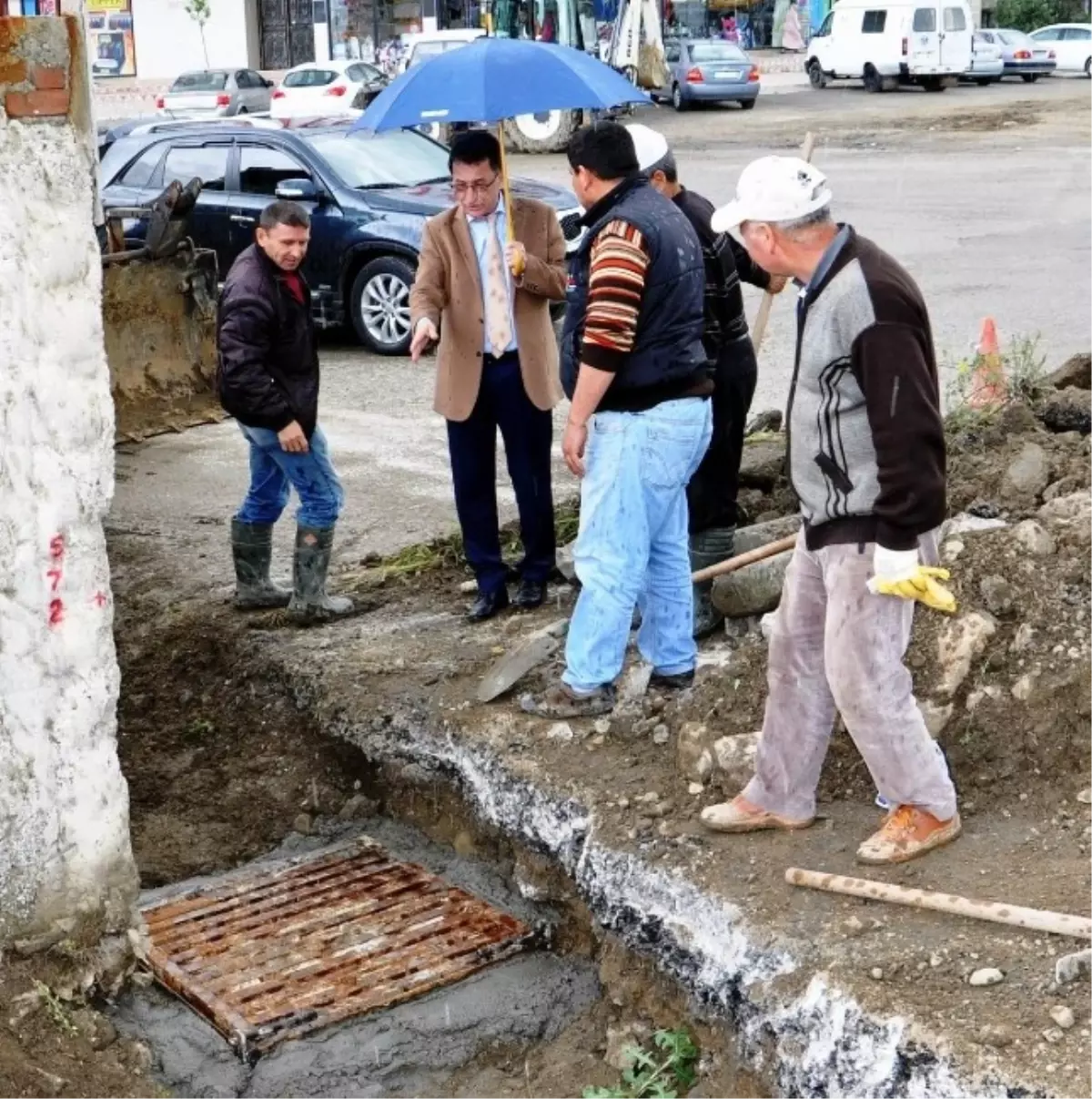 Başkan Saka, Çalışmaları Yerinde Denetliyor