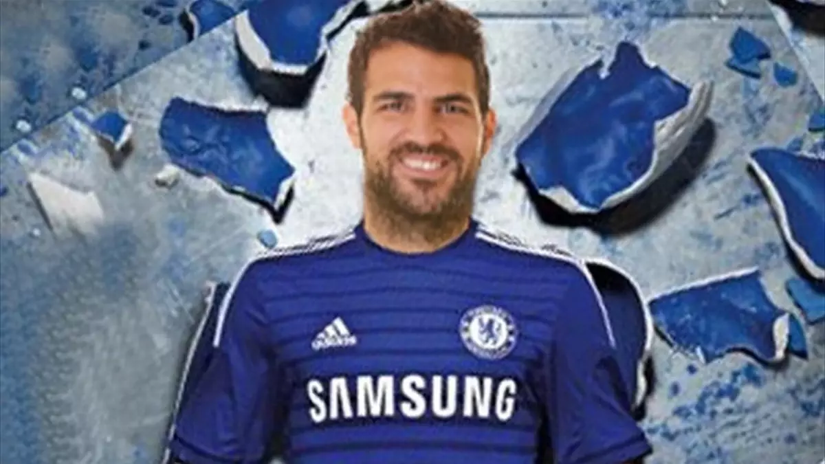 Cesc Fabregas\'a Chelsea Formasını Bile Giydirdiler