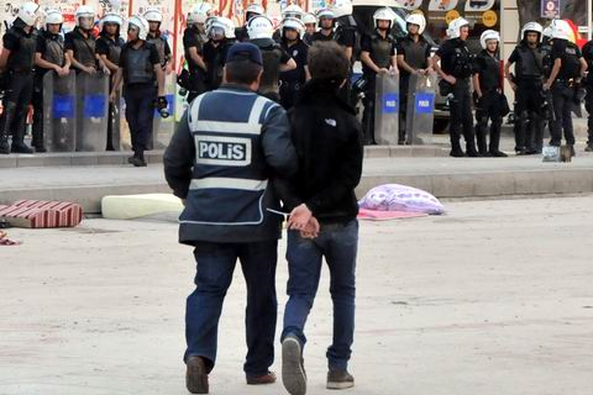 Gezi\'deki Gözaltılardan Tutuklama Çıkmadı