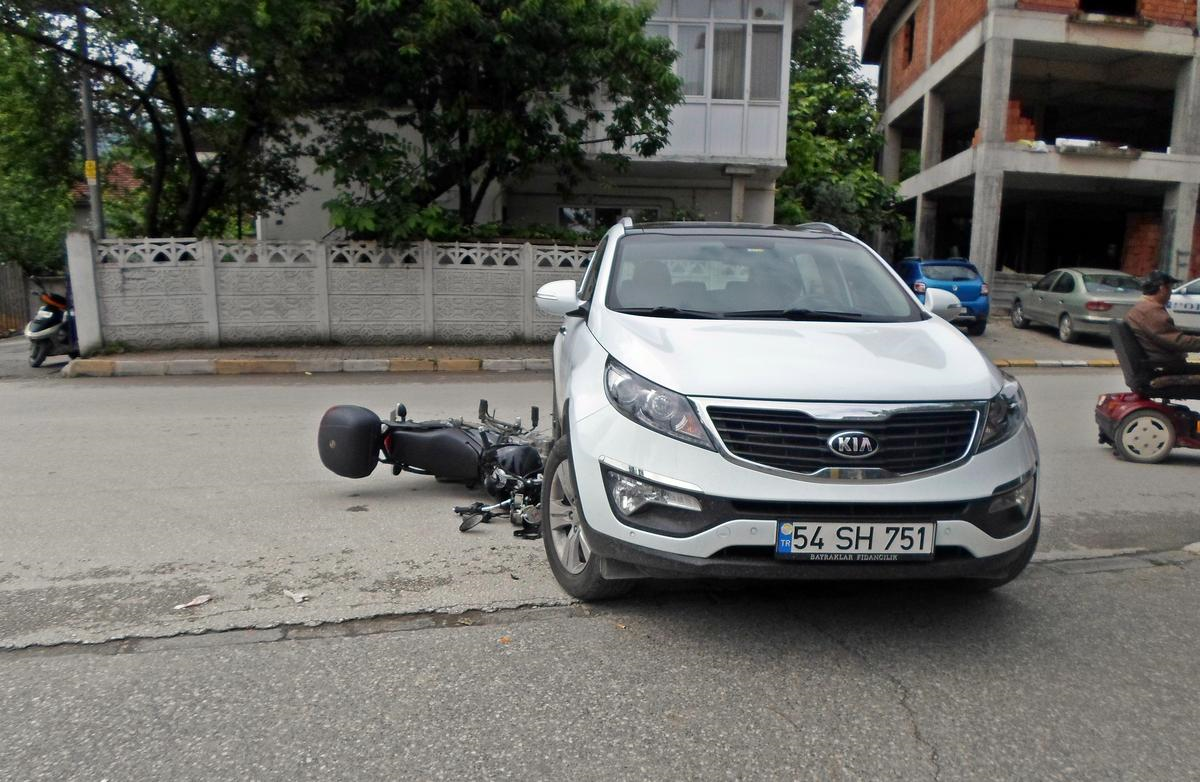 Sapanca\'da Trafik Kazası: 1 Yaralı