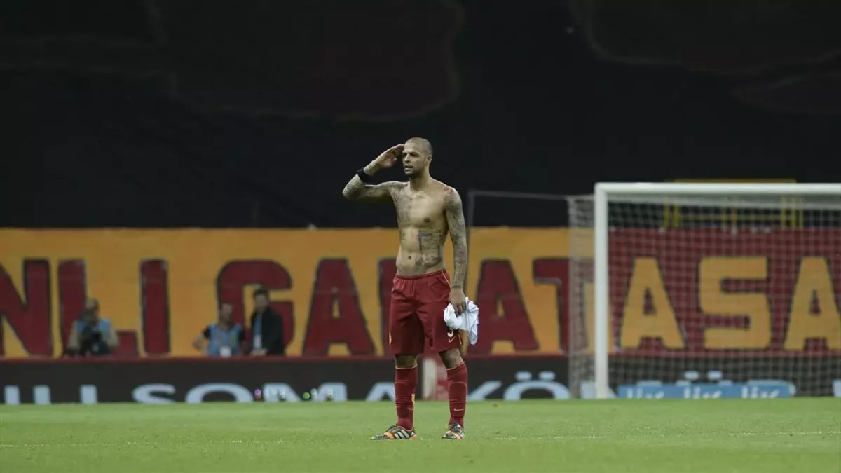 Ünal Aysal: Felipe Melo Bir Sokak Çocuğu