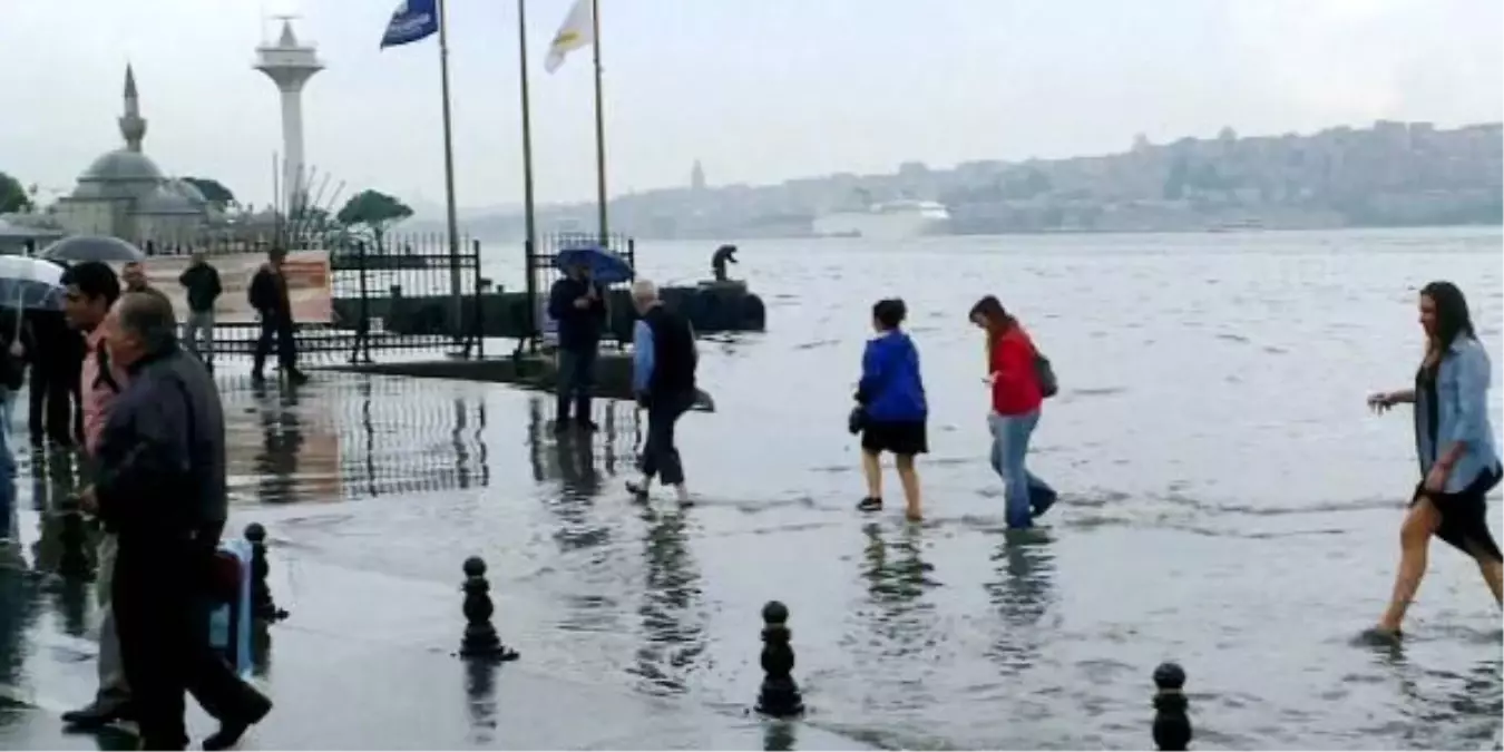 Üsküdar\'da Adeta Kara ile Deniz Birleşti