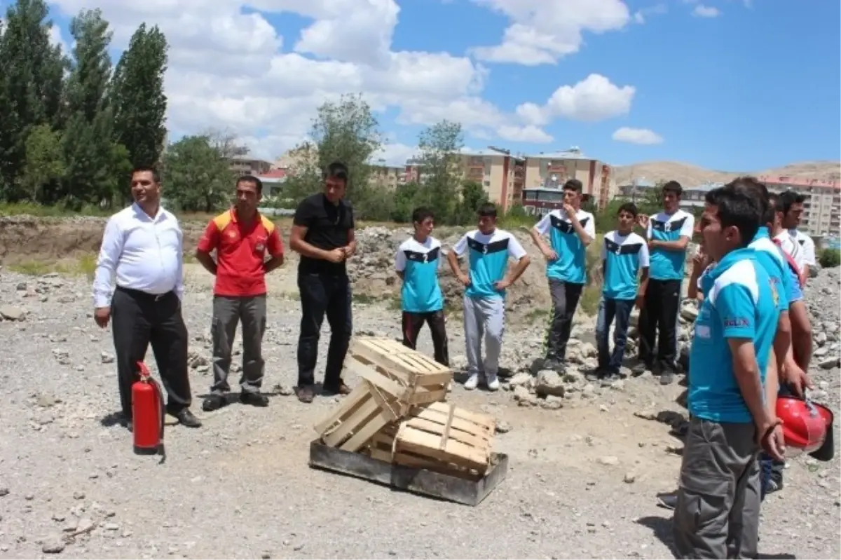 Akaryakıt İstasyonunda Yangın Tatbikatı