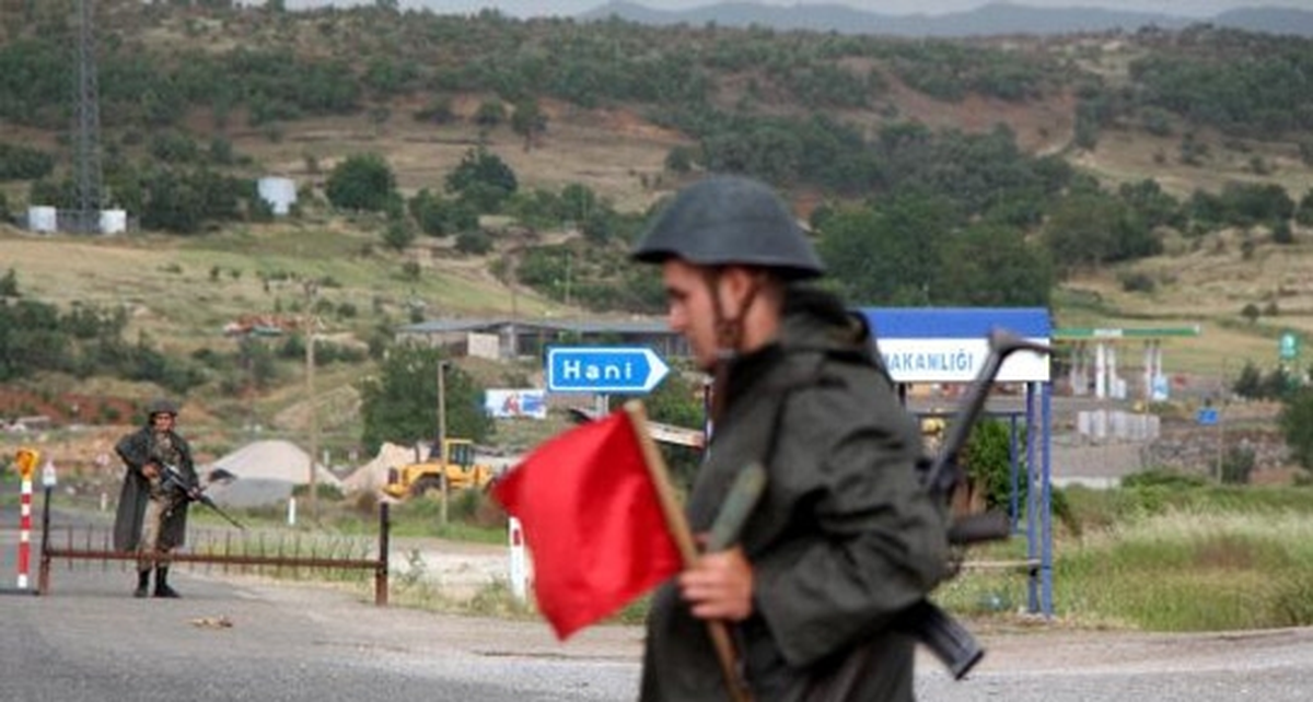 Diyarbakır\'da Yol Açma Çalışması Başlatıldı