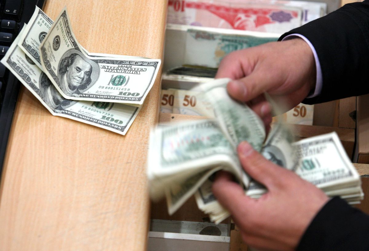 Dolar Son Bir Ayın En Yükseğinde