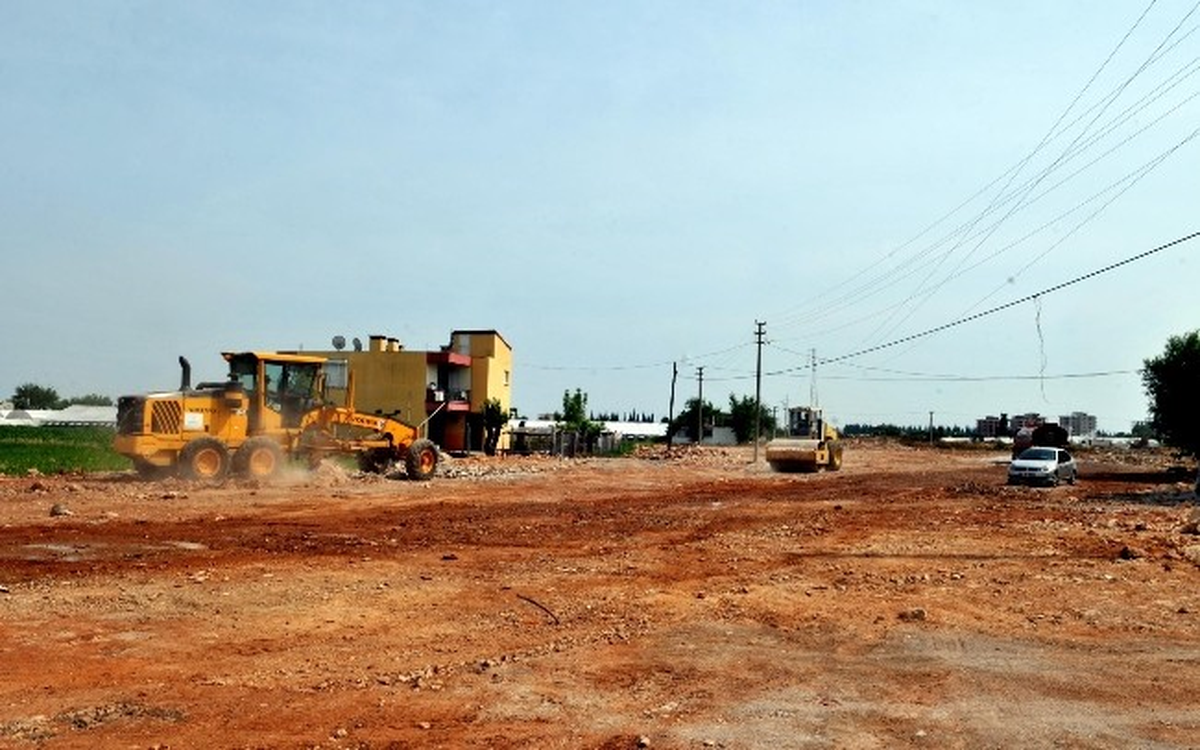 Kepez\'de Yol Açma Çalışmaları