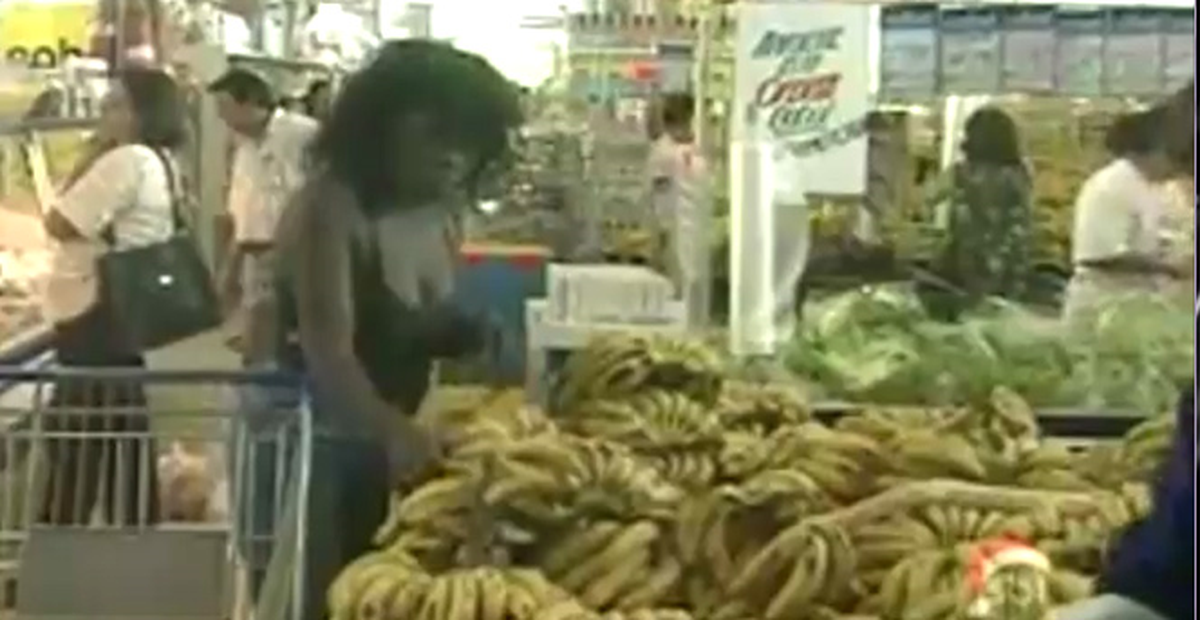 Manavcının Yılan Şakası Korkuttu