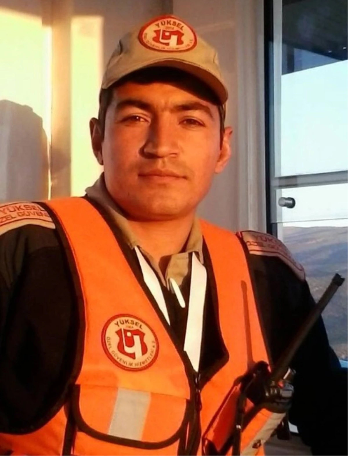 Mava Dağı\'nda Güvenlik Görevlisi Uzun Namlulu Silahla Vuruldu