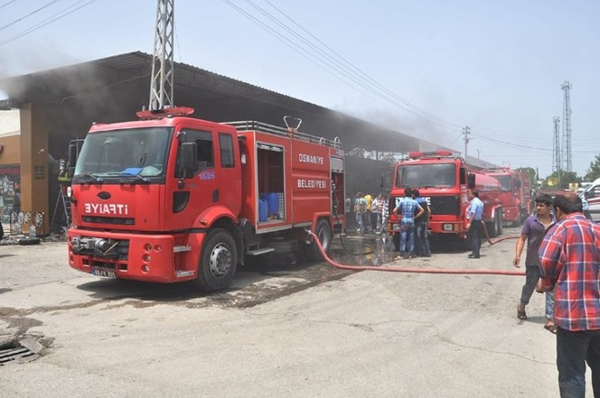 Osmaniye Küçük Sanayi Sitesi\'nde Yangın