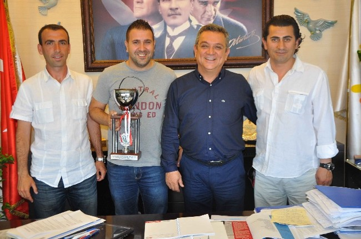 Şampiyon Adagücü\'nden Başkan Kayalı\'ya Ziyaret