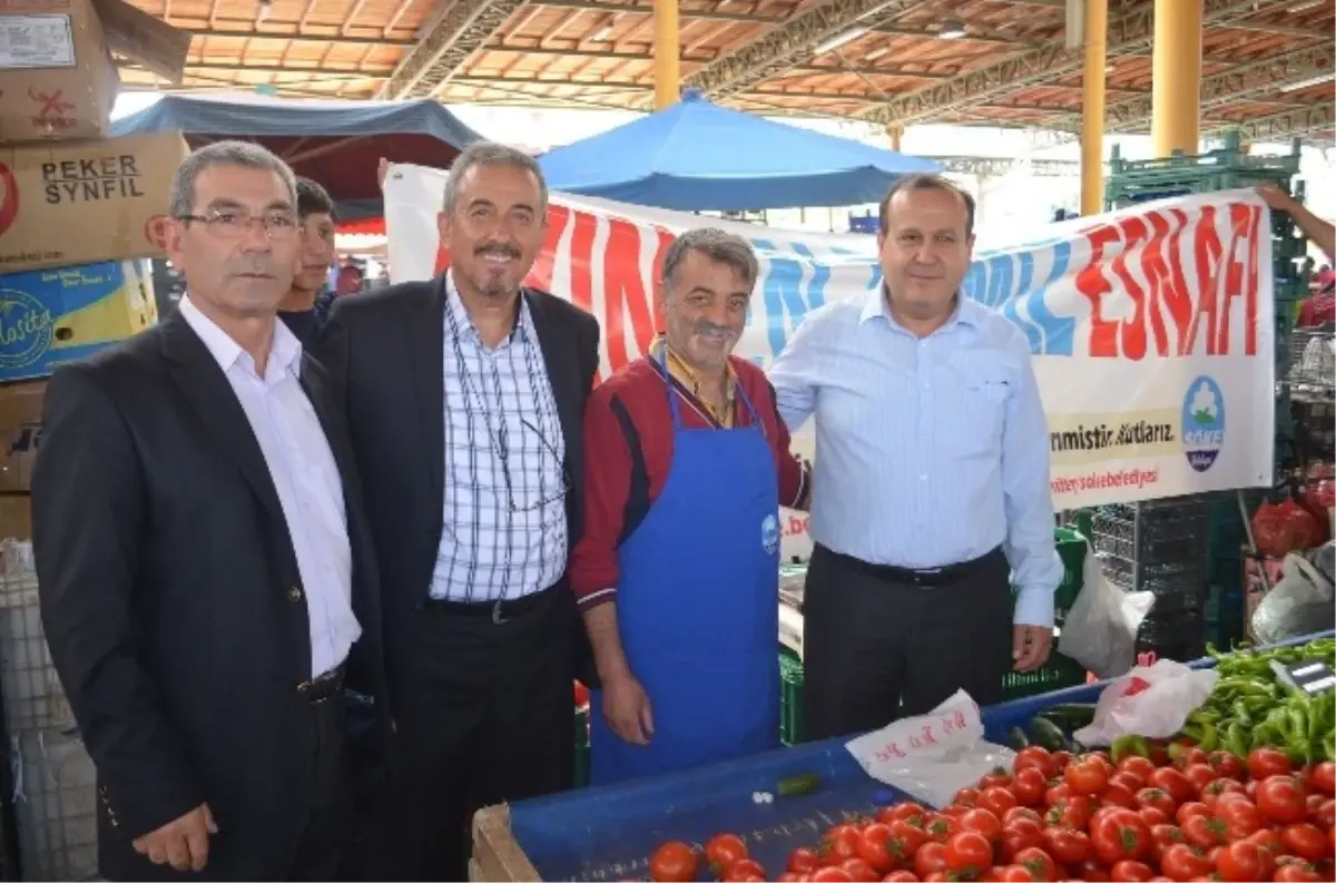 Söke Belediyesi, Ayın En Temiz Pazarcılarını Belirledi