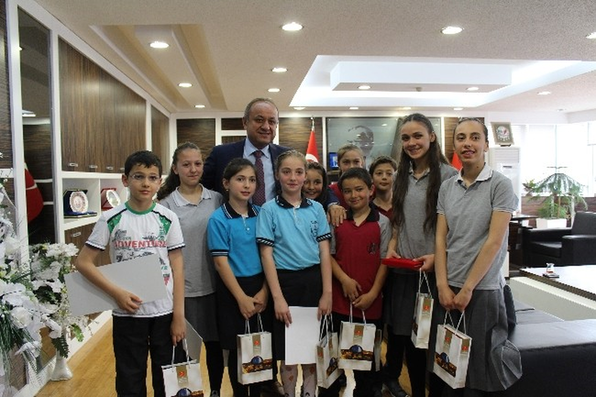 Başkan Babaş, Çevreye Çöp Atanları Uyardı