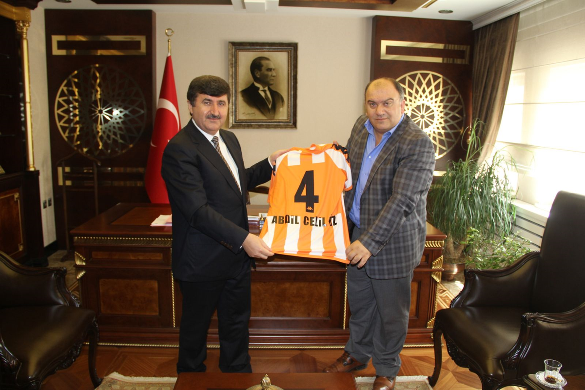 Düzyurtspor Kulübü\'nden Vali Öz\'e Ziyaret
