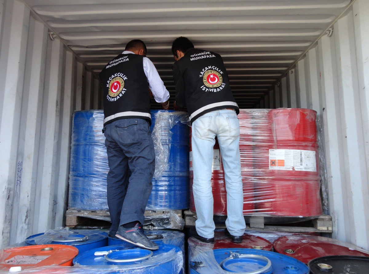 Gaziantep\'te Kaçak Akaryakıt Operyasyonu: 2 Gözaltı