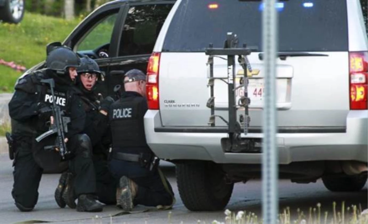 Kanada\'da 3 Polisi Öldürüp Kaçtı