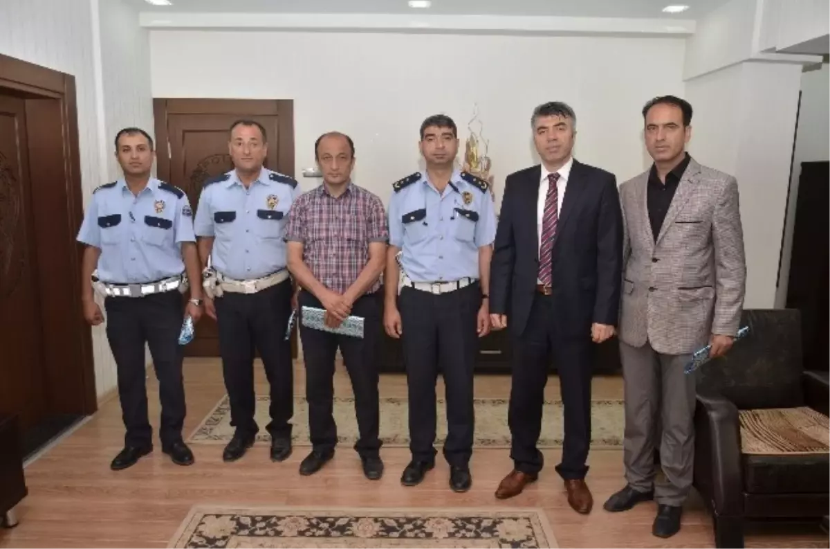 Kilis Emniyetinde Başarılı Personeller Ödüllendirildi