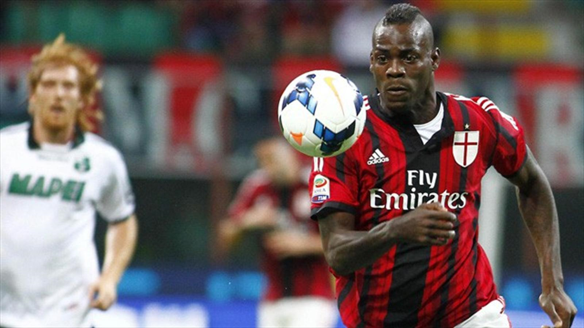 Mario Balotelli\'nin Menajerinden \'Galatasaray\' Tepkisi