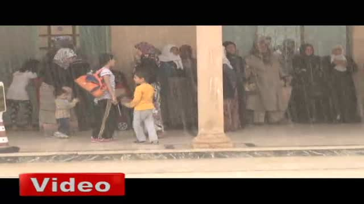 Şanlıurfa\'da Fındık Büyüklüğünde Dolu