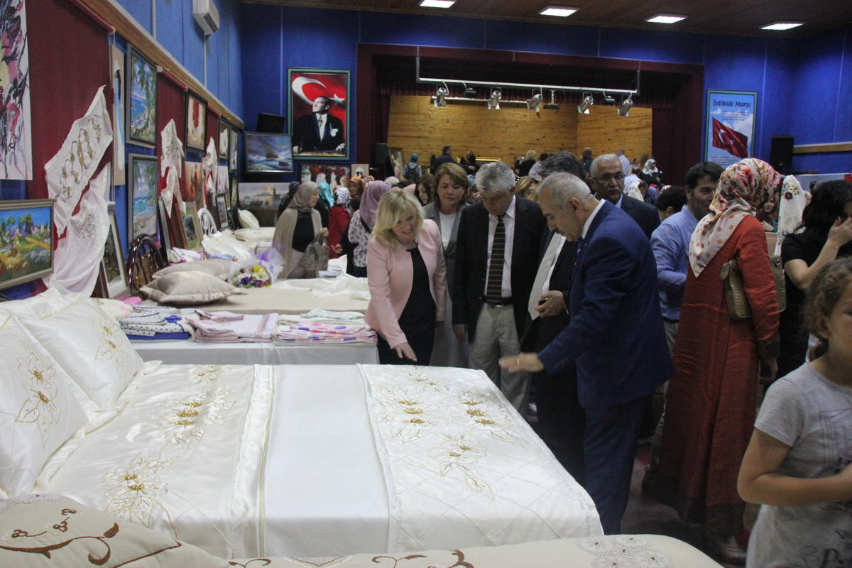 Sapanca\'da Yıl Sonu Sergisi