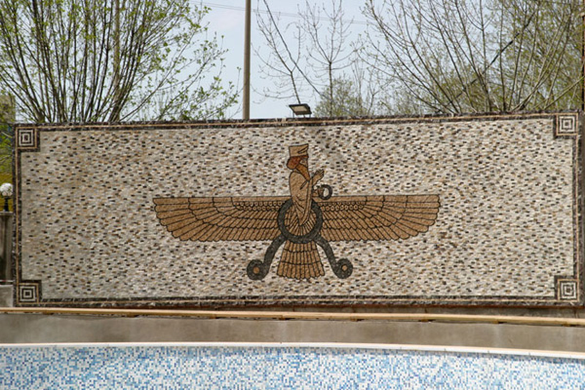 Tartışılan O Figürler Yıktırıldı