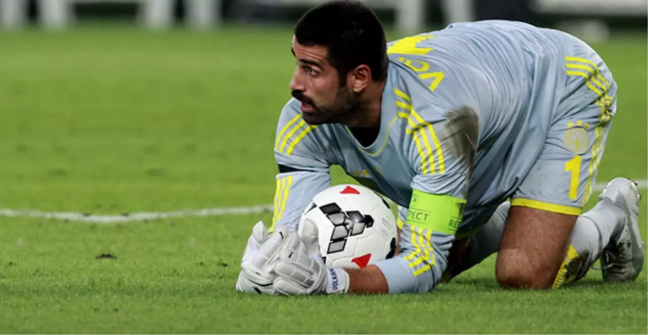 Volkan Demirel Kızına Olan Sevgisini Koluna Dövme Yaptırdı