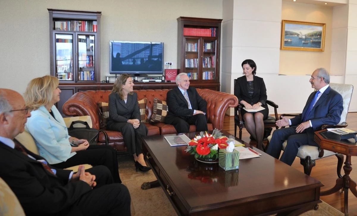 ABD\'nin Ankara Büyükelçisi Ricciardone, Kılıçdaroğlu\'na Veda Ziyaretinde Bulundu