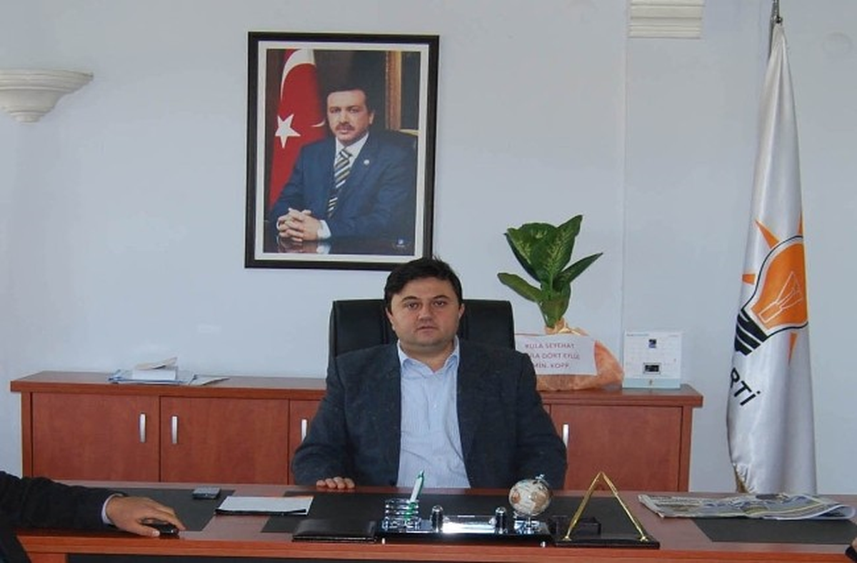 AK Parti Kula İlçe Başkanı Gülmez İstifa Etti