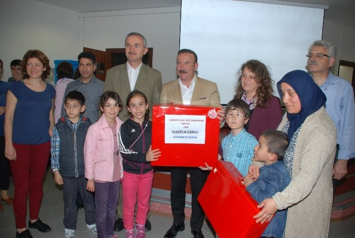 Atık Yarışmasında Dereceye Giren Okullara Ödülleri Verildi