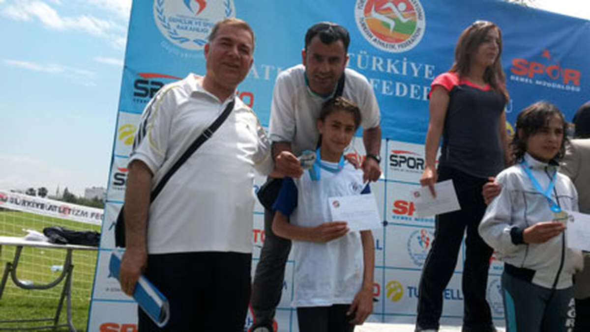 Atlet Bayçınar, Türkiye İkincisi Oldu
