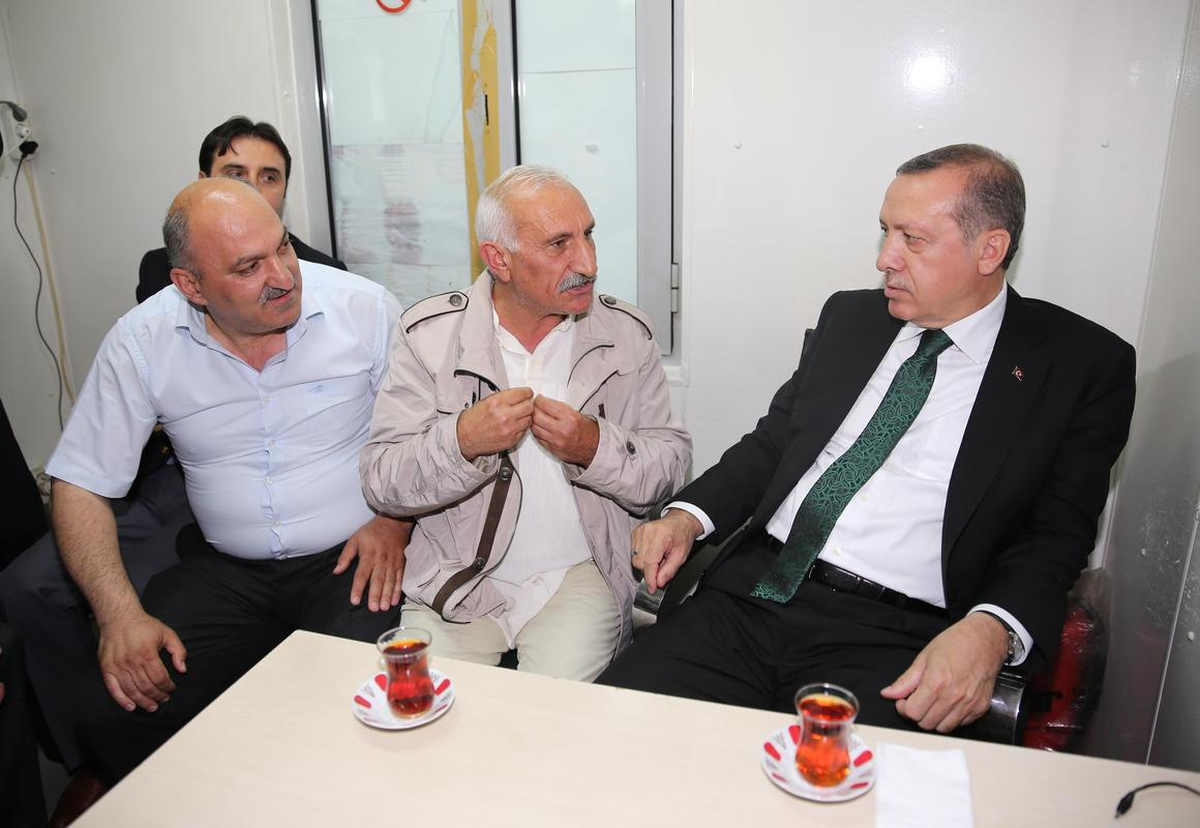 Başbakan Erdoğan\'dan Taksicilere Ziyaret
