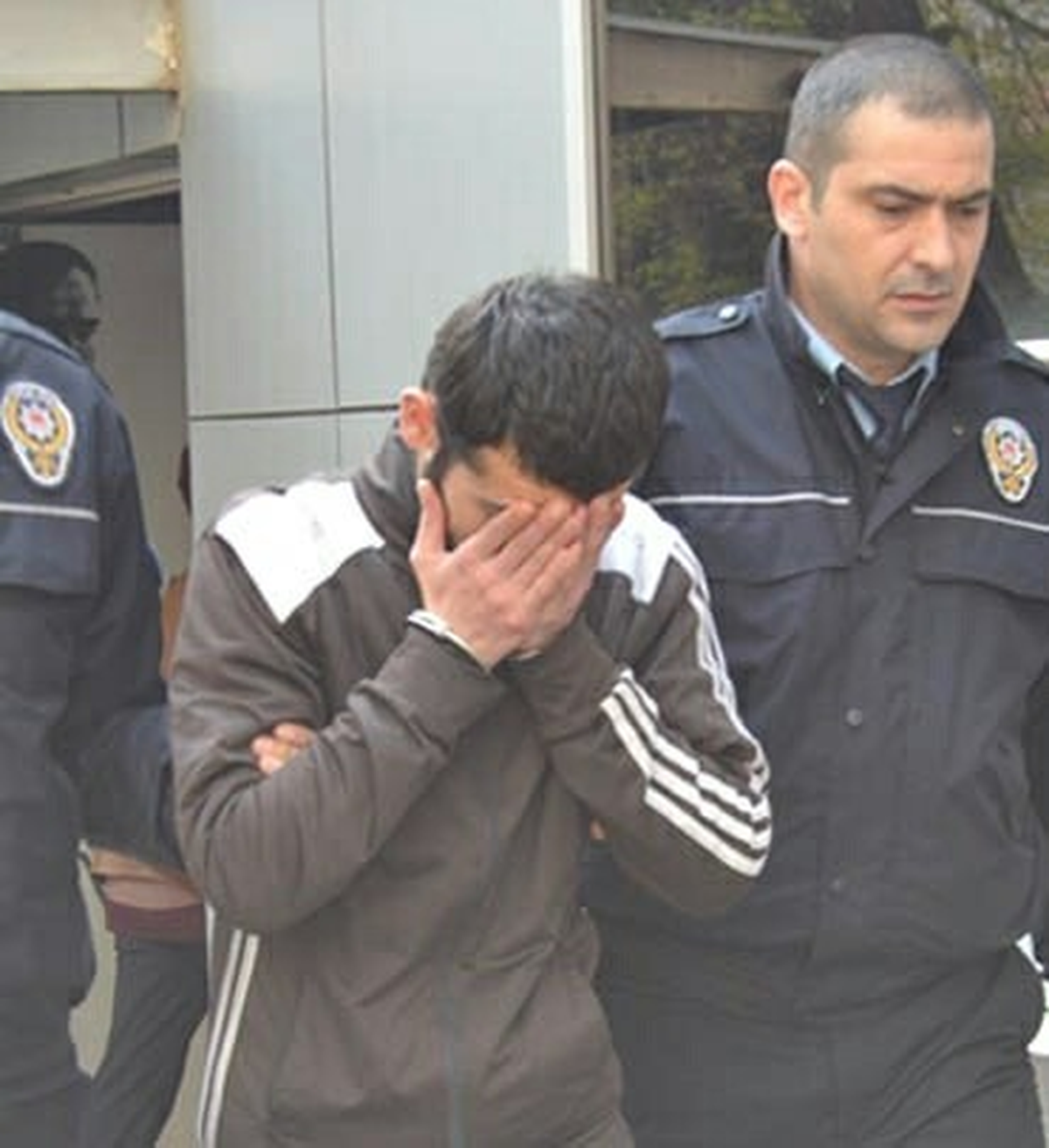 Cezaevinden Çıkar Çıkmaz Hırsızlık Yaptı