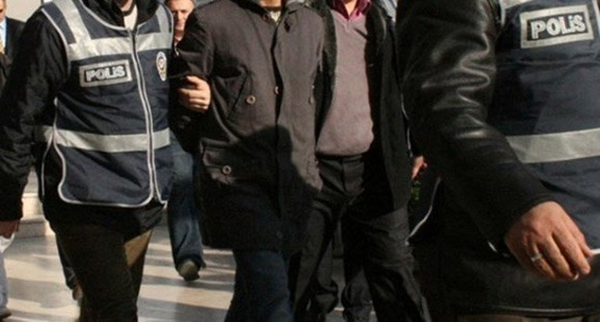 Hırsızlık Zanlıları Çadırda Yakalandı