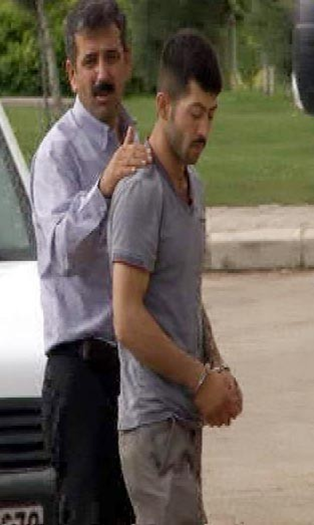 İki Kız Kardeşini Öldüren Şüpheli Adliyede