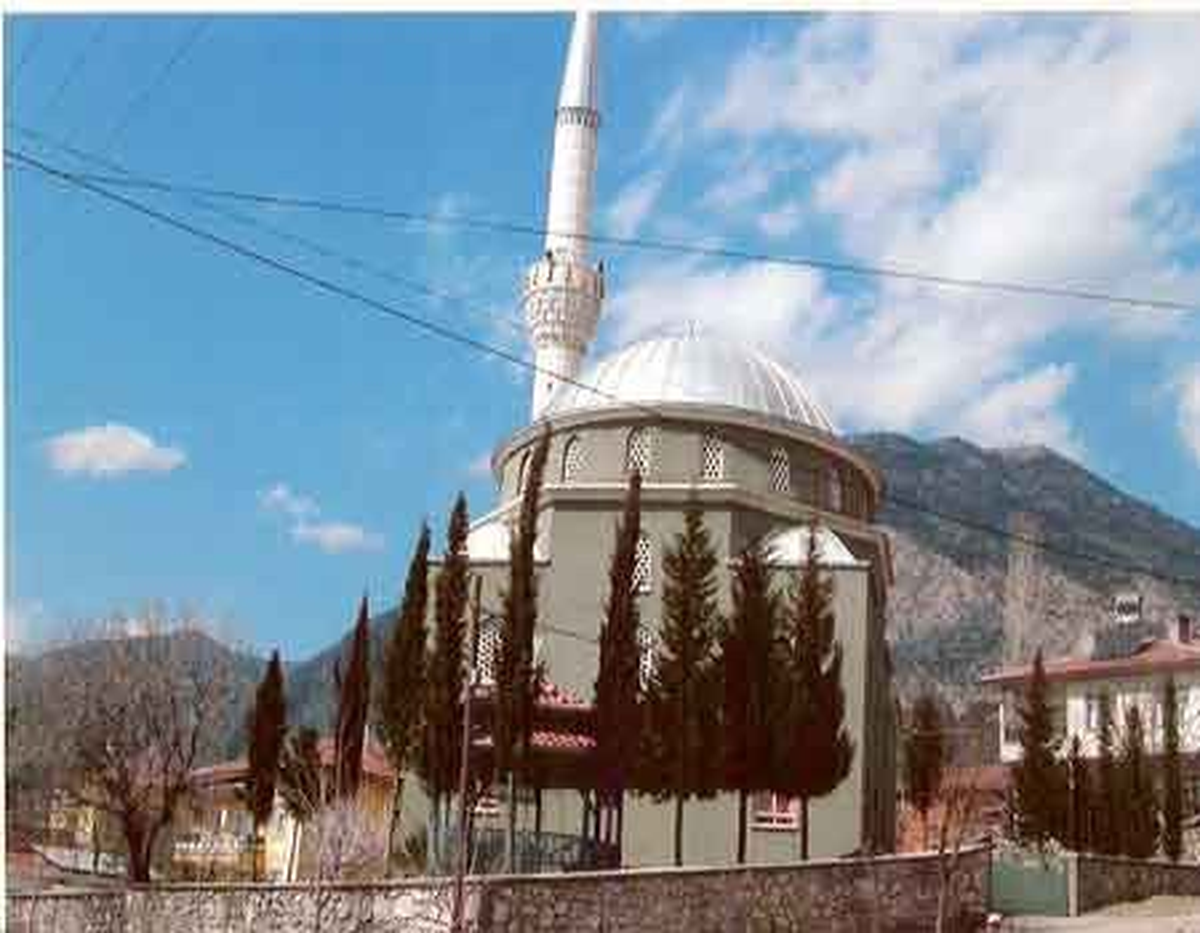 İmam Müezzini Hastanelik Etti