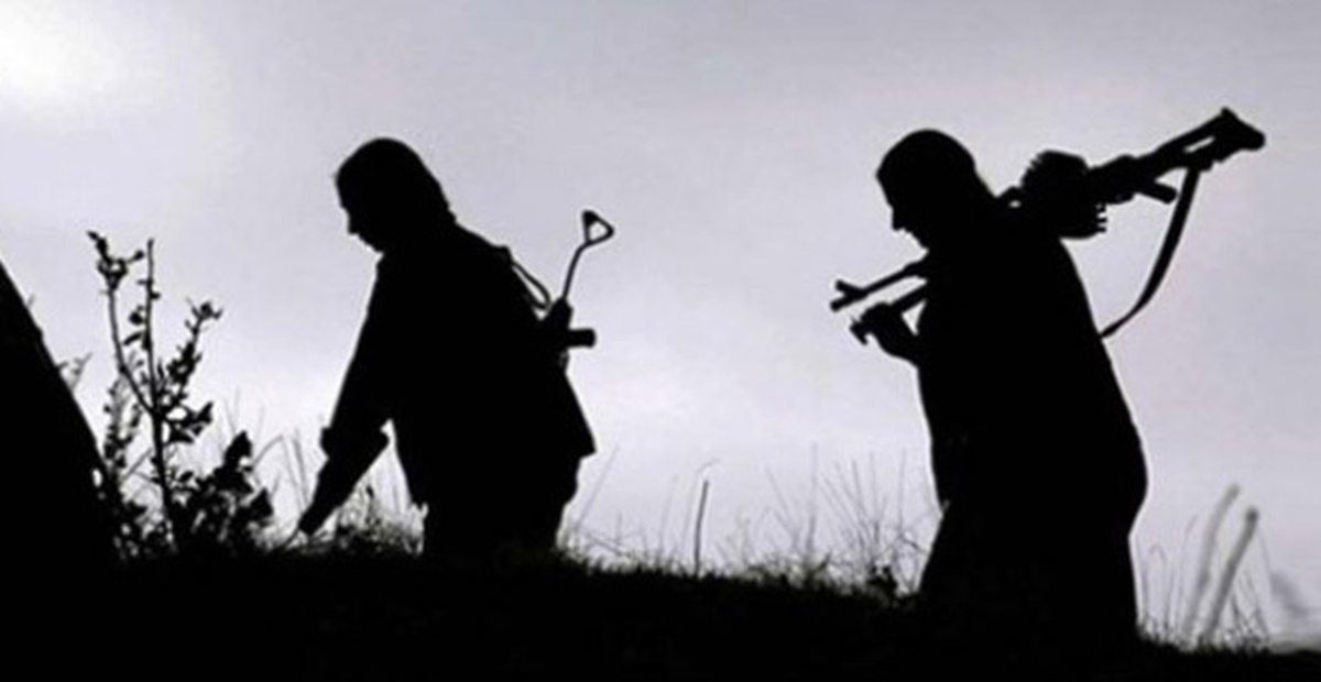 İzmir\'den PKK\'ya Katılan 4 Kişi Teslim Oldu