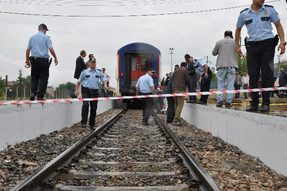 Kırıkkale'de Tren Kazası: 1 Ölü