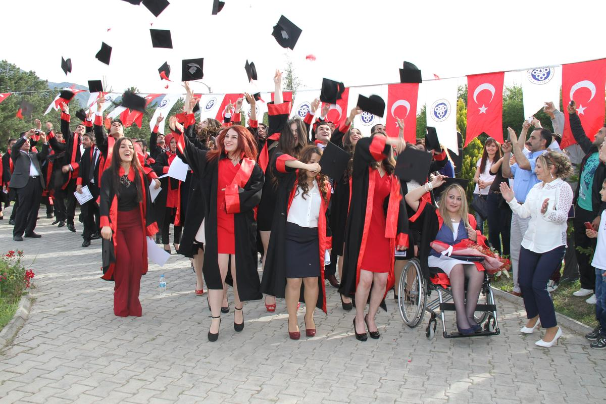 Komadan Mezuniyete Uzanan Başarı Hikayesi