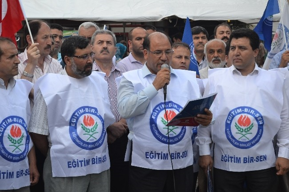 Kozan\'da "Analar Ağlamasın" Mitingi