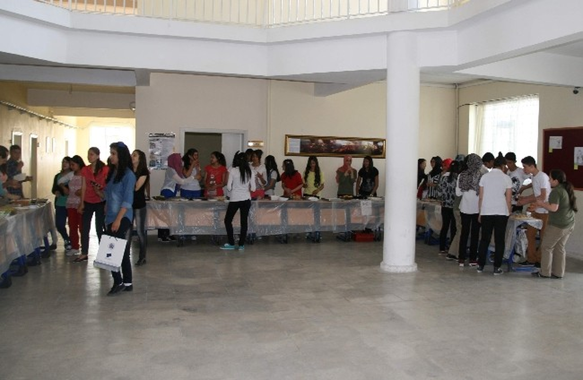 Kulu Anadolu Öğretmen Lisesi\'nden Kermes