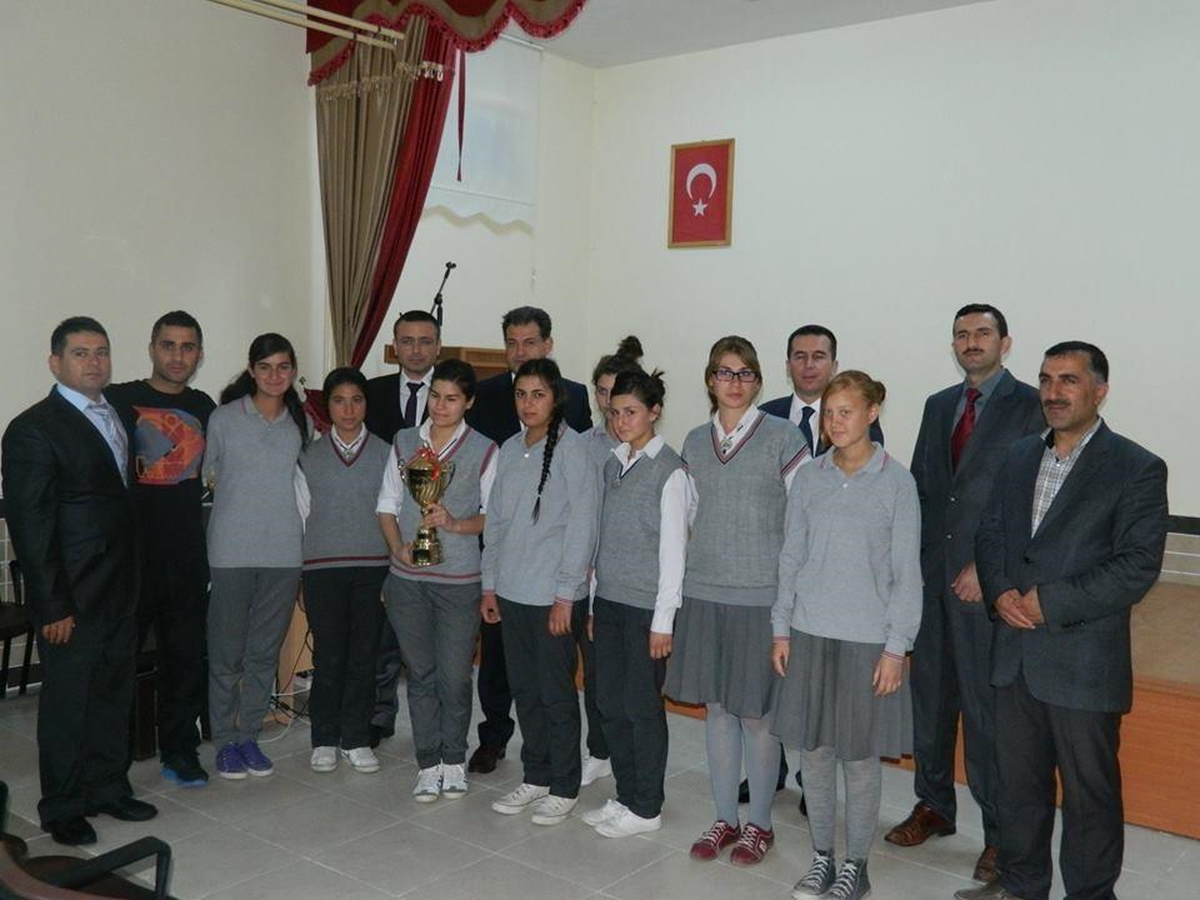 Kulu\'da Dereceye Giren Öğrenciler Ödüllendirildi