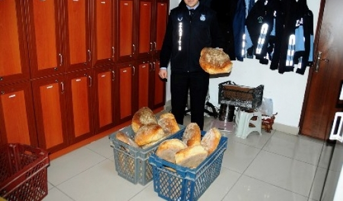 Muğla\'da Seyyar Ekmek Satışıyla Müdahale