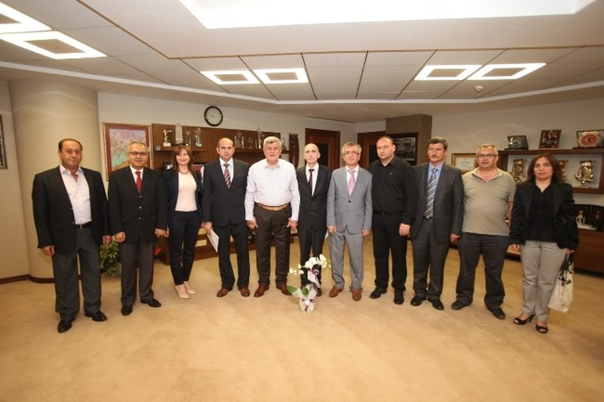Rumeli-Trakya Platformu ile Abhaz Dernekleri Federasyonu Başkan Karaosmanoğlu\'nu Ziyaret Etti