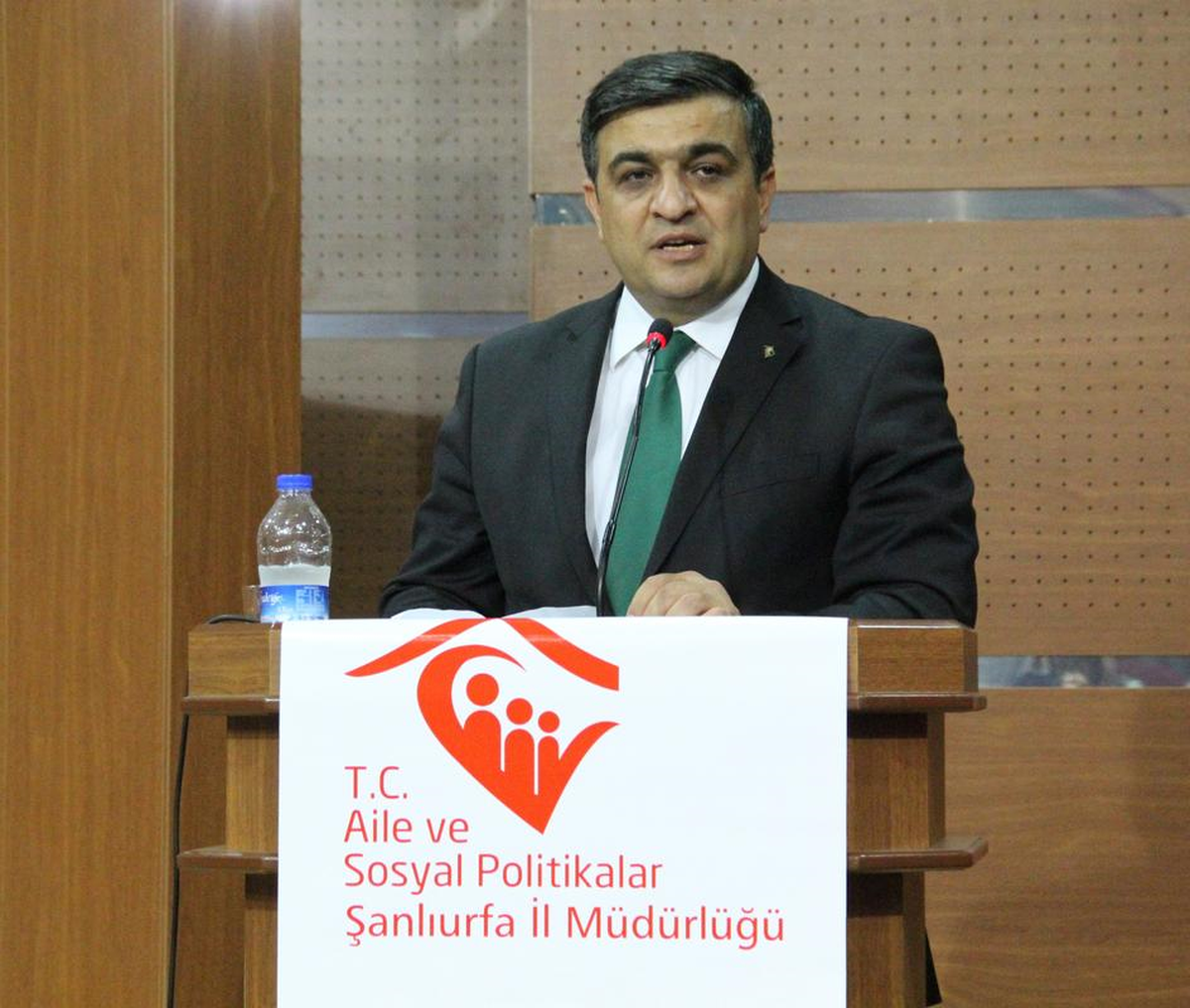 Şanlıurfa\'da Engellilere "Gören Göz" Cihazı Dağıtıldı