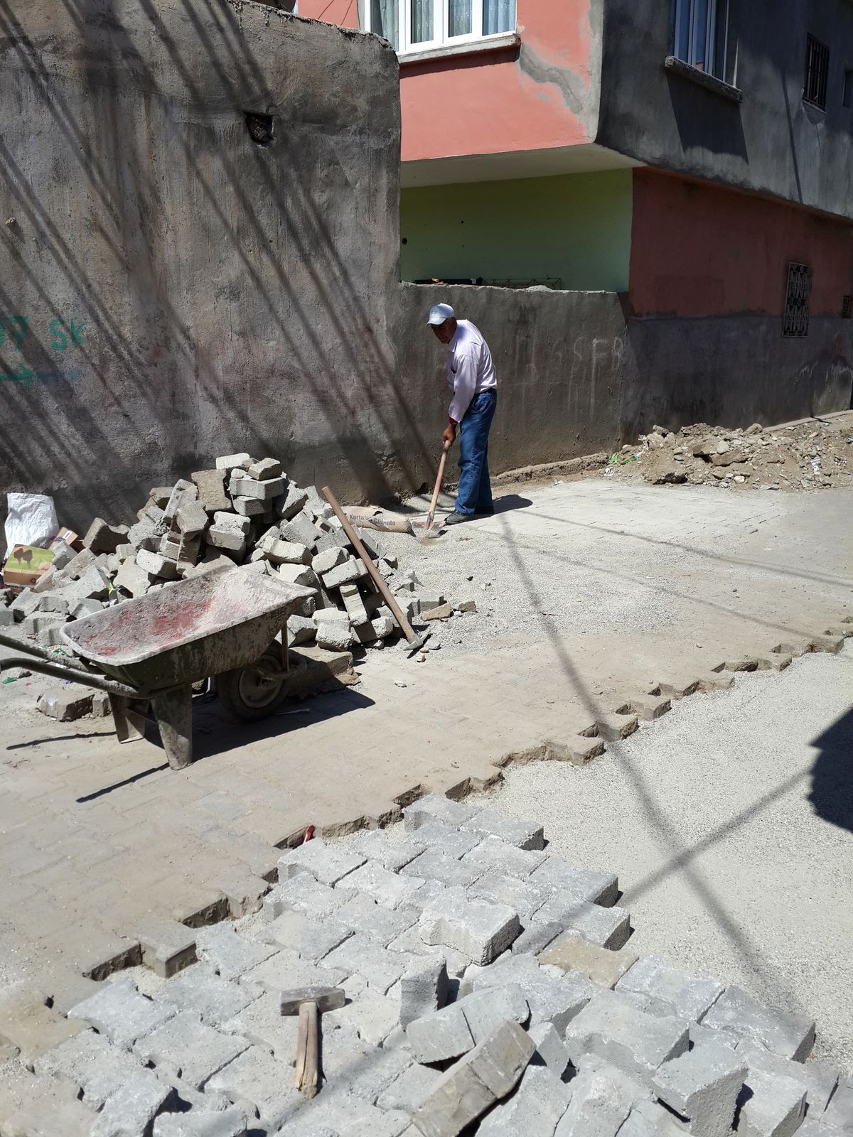 Sokak Parkeleri Yoğun Bakımda